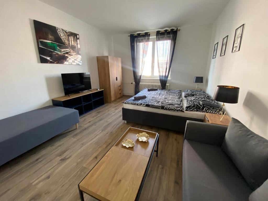 Cerna Ruze - Apartman 4 Plzen Exterior photo